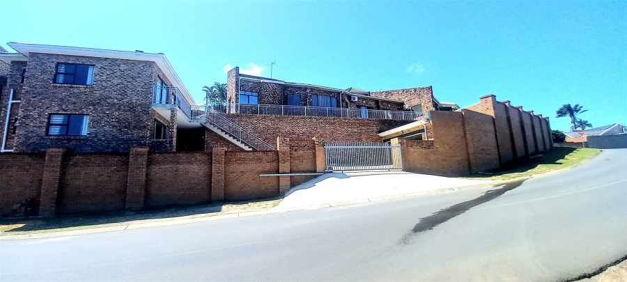 10 Bedroom Property for Sale in Vincent Heights Eastern Cape